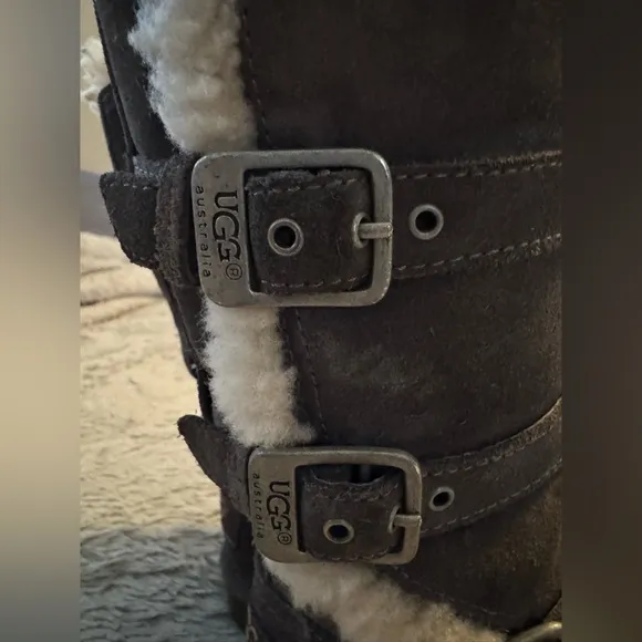 UGG Maddi Girls Toddler Size 10 Gray &amp; Cream Boots Cozy and Durable (EUC)