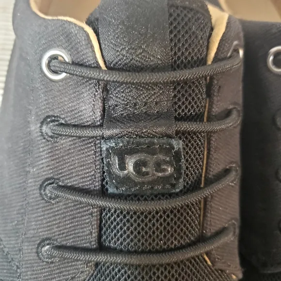 Ugg Men's Lightweight Greyson Black Slip On Sneaker Shoe Size 11