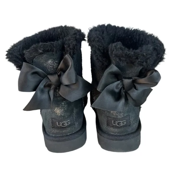 UGG Mini Bailey Bow Glimmer Plush Winter Boots Black Glitter Shimmer Size 5 GUC