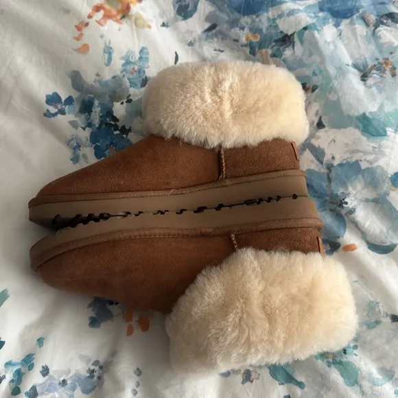 Ugg Mini Cuff Boots