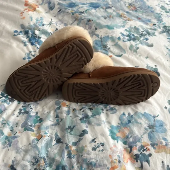 Ugg Mini Cuff Boots