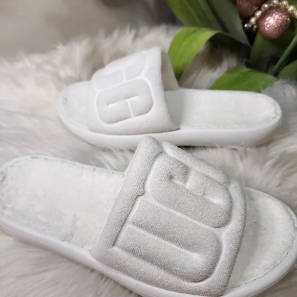Ugg Mini Slide Women shoes size8 new