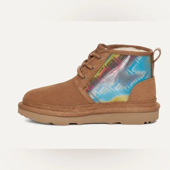 UGG Neumel Chromatic Shoes Chestnut Big Kids Size 3 Iridescent Chukka Rainbow