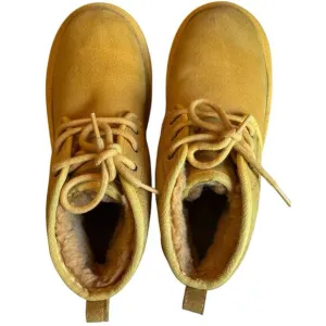 UGG Neumel II Canary Suede Women’s /Junior's Ankle Chukka Boots Sz 4 US/ 36 EU