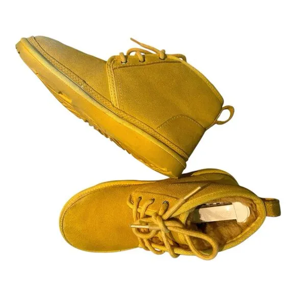 UGG Neumel II Canary Suede Women’s /Junior's Ankle Chukka Boots Sz 4 US/ 36 EU