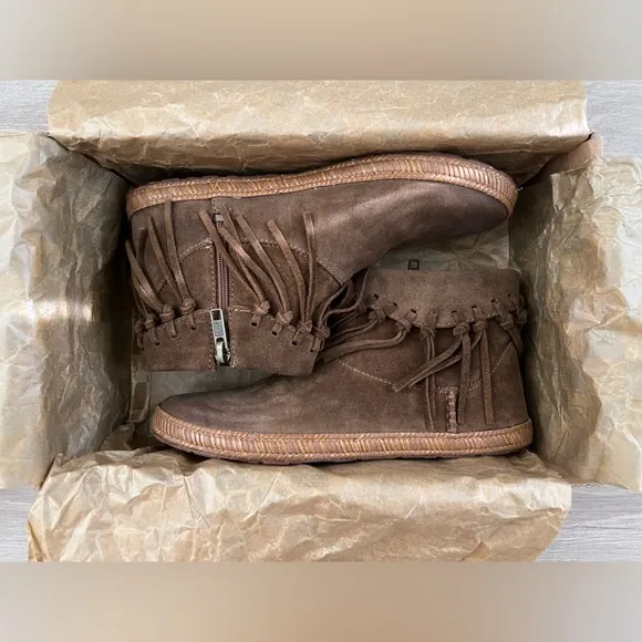 UGG Shenendoah Fringe Ankle Boots