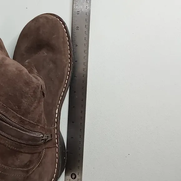 UGG Suede &amp; Sheepskin Tall Wedge  Boots w/ Zippers - Brown - size 9