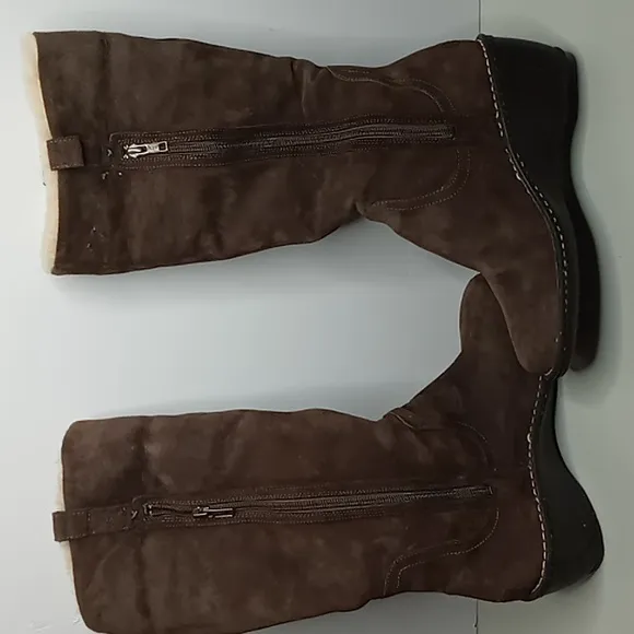 UGG Suede &amp; Sheepskin Tall Wedge  Boots w/ Zippers - Brown - size 9