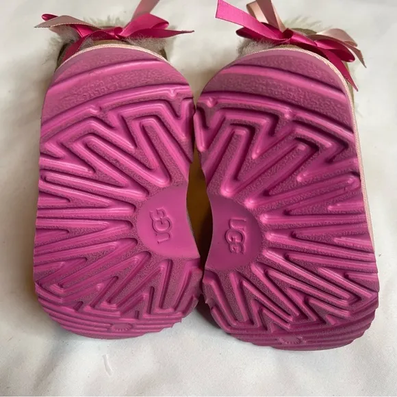 UGG T Mini Baley Bow 11 winter 🥶  baby toddler boots