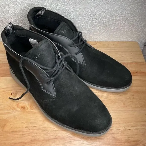 UGG Union Men's size 11 Waterproof Chukka Boots Leather Black Worn once #11049