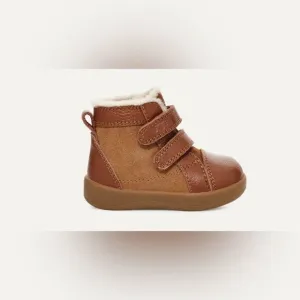 UGG Unisex-Baby Rennon Ii Sneakers in Chestnut Size 4/5, M, 12-18 months