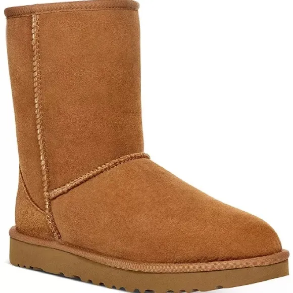 UGG USA 7 Classic Short II Boots Winter Warm Boho Chesnut Leather