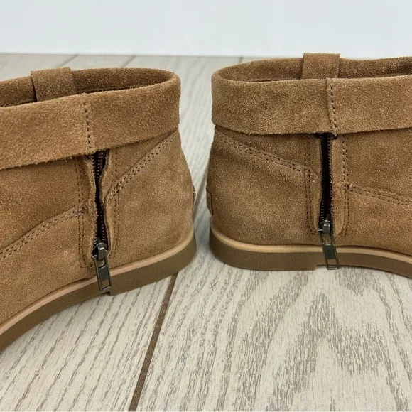 UGG Women's Josefene Cuff Suede Ankle Boots US6 Chestnut (tan/brown) $130