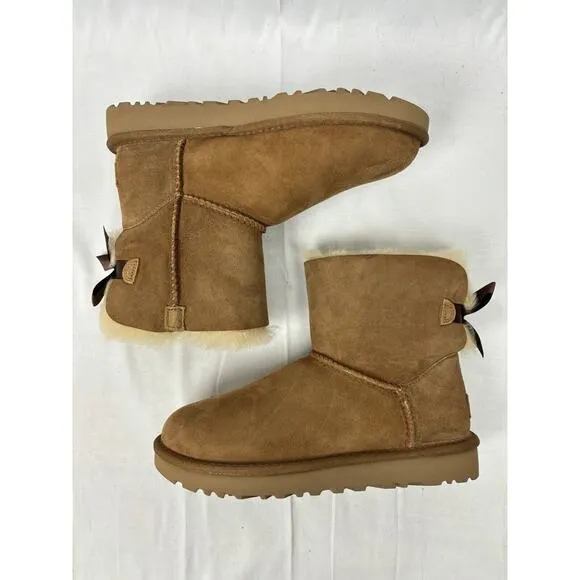UGG Women's Mini Bailey Bow II Chestnut Boots Sz 6 New In Box