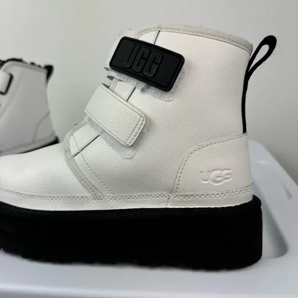 UGG Womens Neumel Platform Leather Boots Sz 6 White Straps Lined