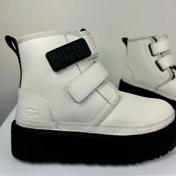 UGG Womens Neumel Platform Leather Boots Sz 6 White Straps Lined