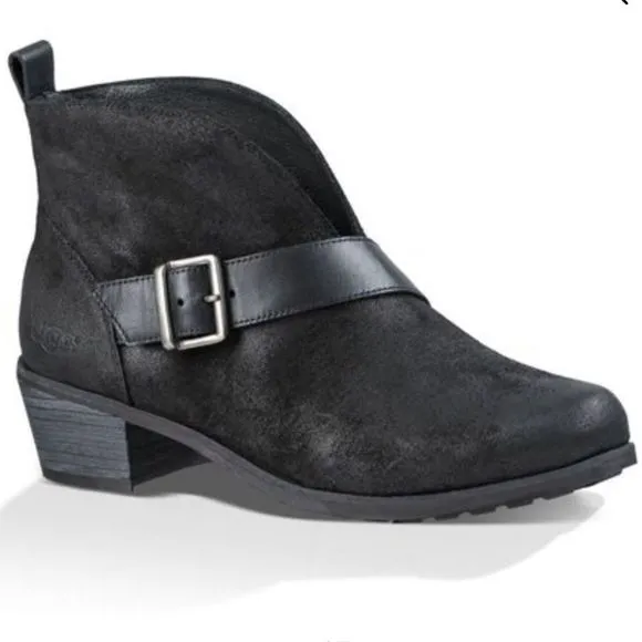 UGG | Wright Belted Boots Black Leather Size 6