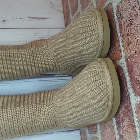 UGG Y2K Classic Cardy Knit Sweater Boots 7 Chestnut Tall Shearling RARE Retired