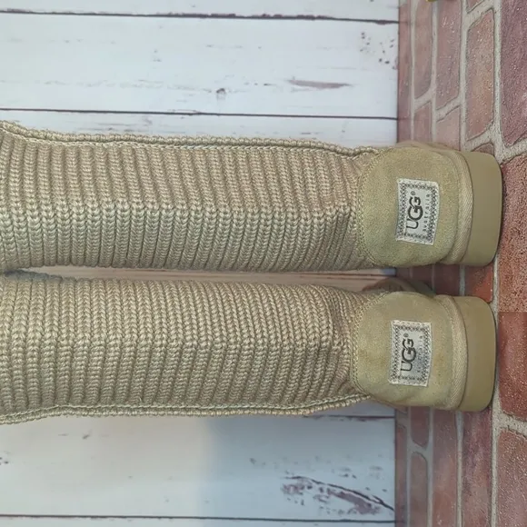 UGG Y2K Classic Cardy Knit Sweater Boots 7 Chestnut Tall Shearling RARE Retired
