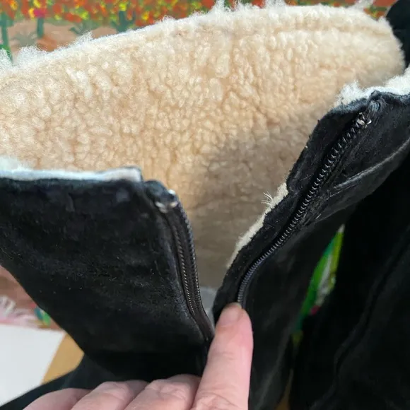 UGGS Side Zipper Suede Boots, Shearling Lining, N 1912, Black, Women's Size 10