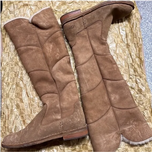 UGGS Tan Suede Knee-High Boots Size 6