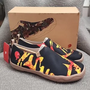 UIN Men's Lightweight Canvas Slipons, Tiger. 9.5, NWT