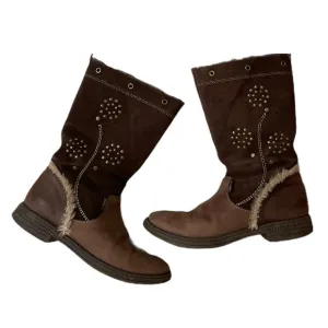 UMI girl leather upper studded brown boots size 1.5, Euro 33, water resistant