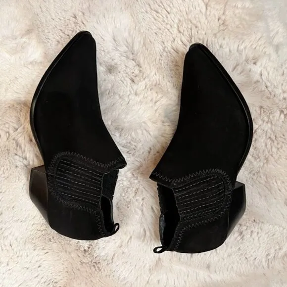 🎩🗝️UPDATED! NWOB $215 SCHUTZ Jacqueline Western-style Black Suede Booties