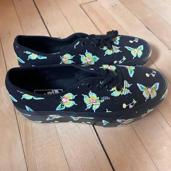 Vans Morph Blackout Glow in the Dark Butterfly Size 7.5 Women’s