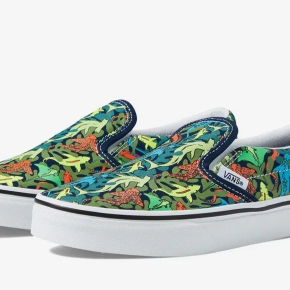 Vans Old Skool Shoes Glow Sharks Dress Junior size6.5