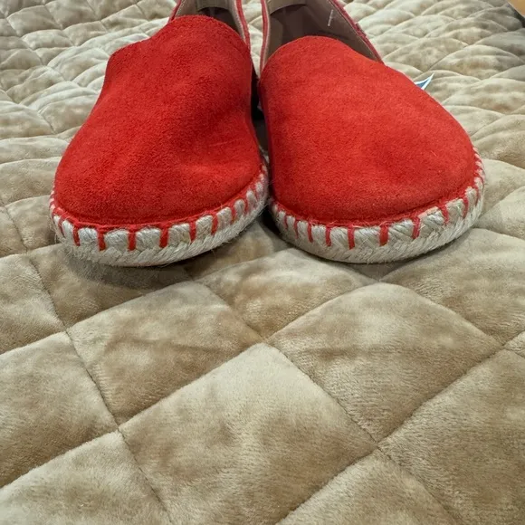 VERBENA “Carmen suedes leather espadrille flats” in red! ❤️So cute and comfy❤️