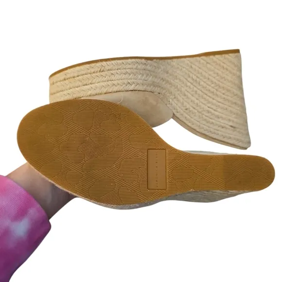 Veronica Beard Dali tan sand Suede Espadrille Wedge Sandals sz 8 SH353