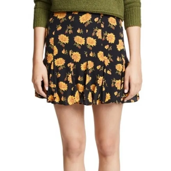 Veronica Beard Weller Skirt Size 6 | Black Multi Yellow Floral | Like New