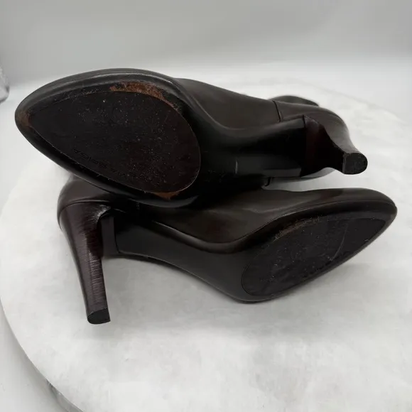 Via Spiga Brown Heeled Boots Sleek Design Size 7.5 M
