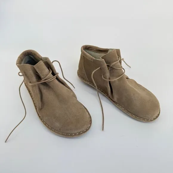 VIBAe Jtree Unisex W11 M8 Suede Desert Boots Sand Lace Up Round Toe Minimalist