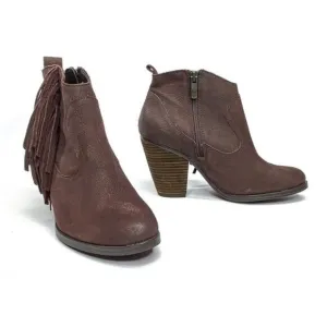VINCE CAMUTO Brown Fringe Ankle Boots/Booties 8.5