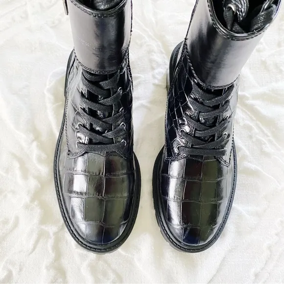 Vince Camuto Fawdry Bootie Size 5.5 New