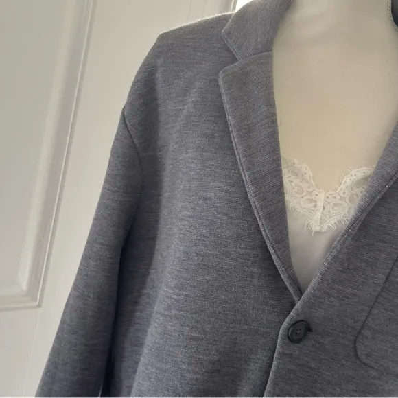 Vince Wool blend charcoal gray blazer size 12