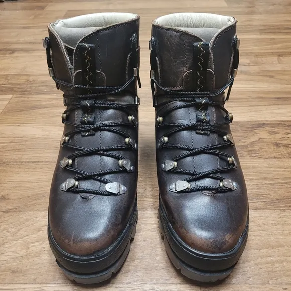 Vintage Asolo Leather Mountaineering Hiking Boots Men’s Italian Made Sz 11