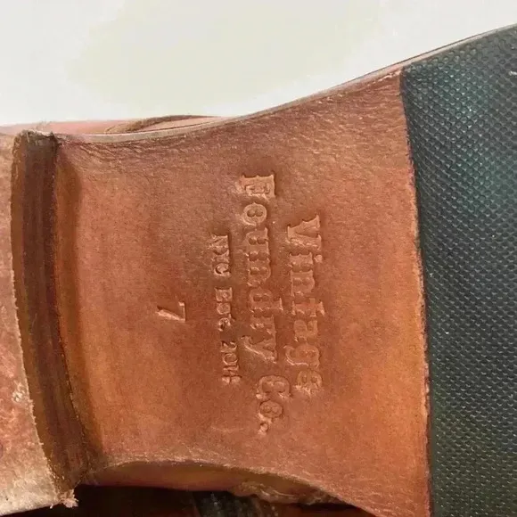 Vintage foundry size 7 boots leather style VFL186 Gemma