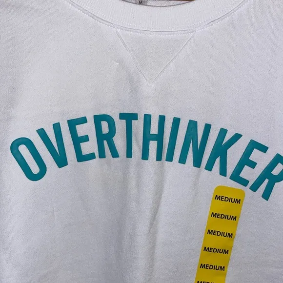 •WILDFOX•NWT LUCENT WHITE GRAPHIC &quot;OVERTHINKER&quot; CREWNECK SIZE MEDIUM