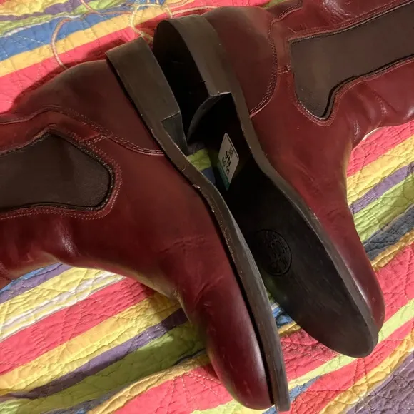 Wolverine 1000 Mile Darcy Riding Boots Cherry Red Leather Pull on Sz 5B