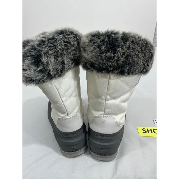 Womans Kamik Momentum 3 Heat Mix Size 6 White Snow Boots NWOT Waterproof