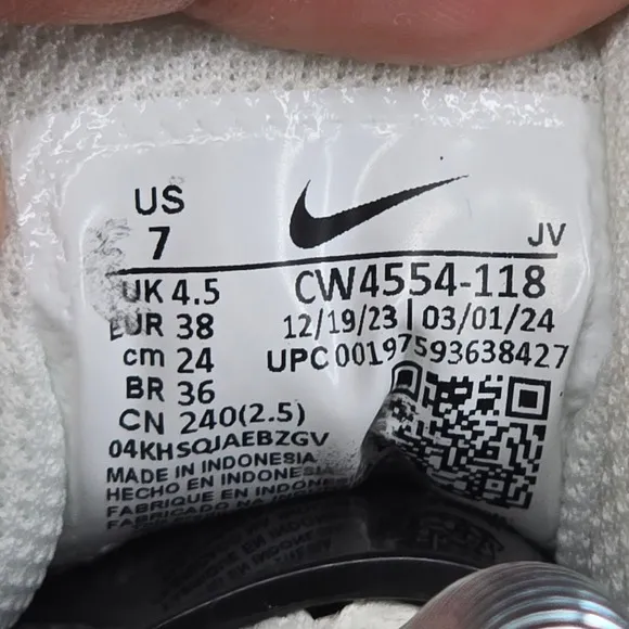 Women's 7 Nike Air Max SC Running Shoes White Beige