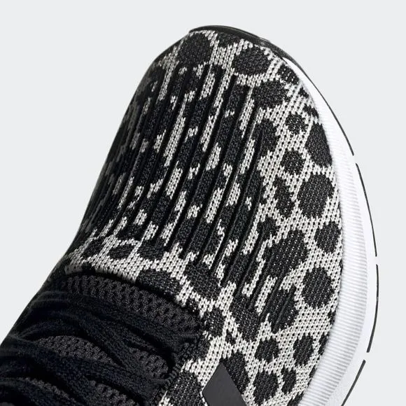 WOMEN'S Adidas Originals Swift Run Leopard Print BD7962