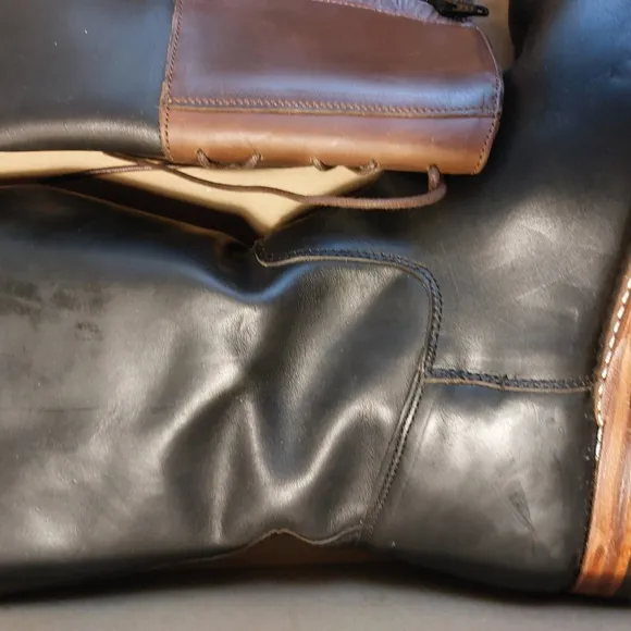womens black Wolverine Earhart Samantha Pleet Riding Boots  43/11. EUC