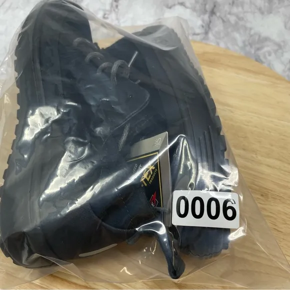 Women’s Ecco Soft 7 Tred Zip Goretex Waterproof Shoes Black Sz 6 New