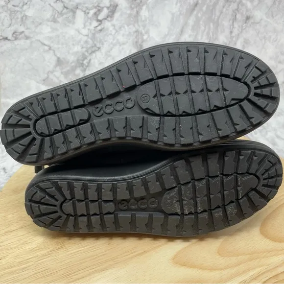 Women’s Ecco Soft 7 Tred Zip Goretex Waterproof Shoes Black Sz 6 New