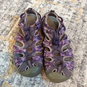 WOMEN’S KEEN WHISPER WATERPROOF SANDALS! EUC! 7.5