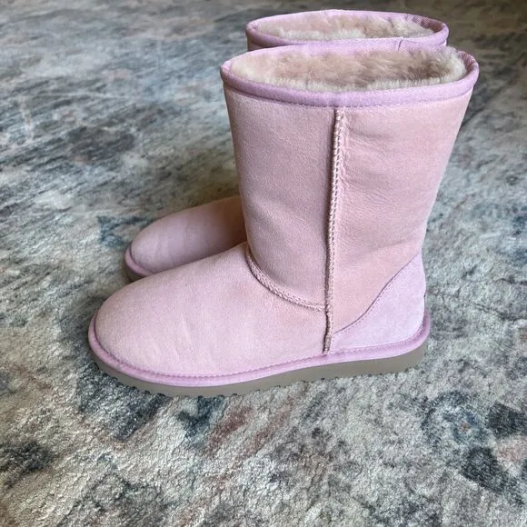 Women's Pink UGG Boots Classic Short Suede Very RARE Color